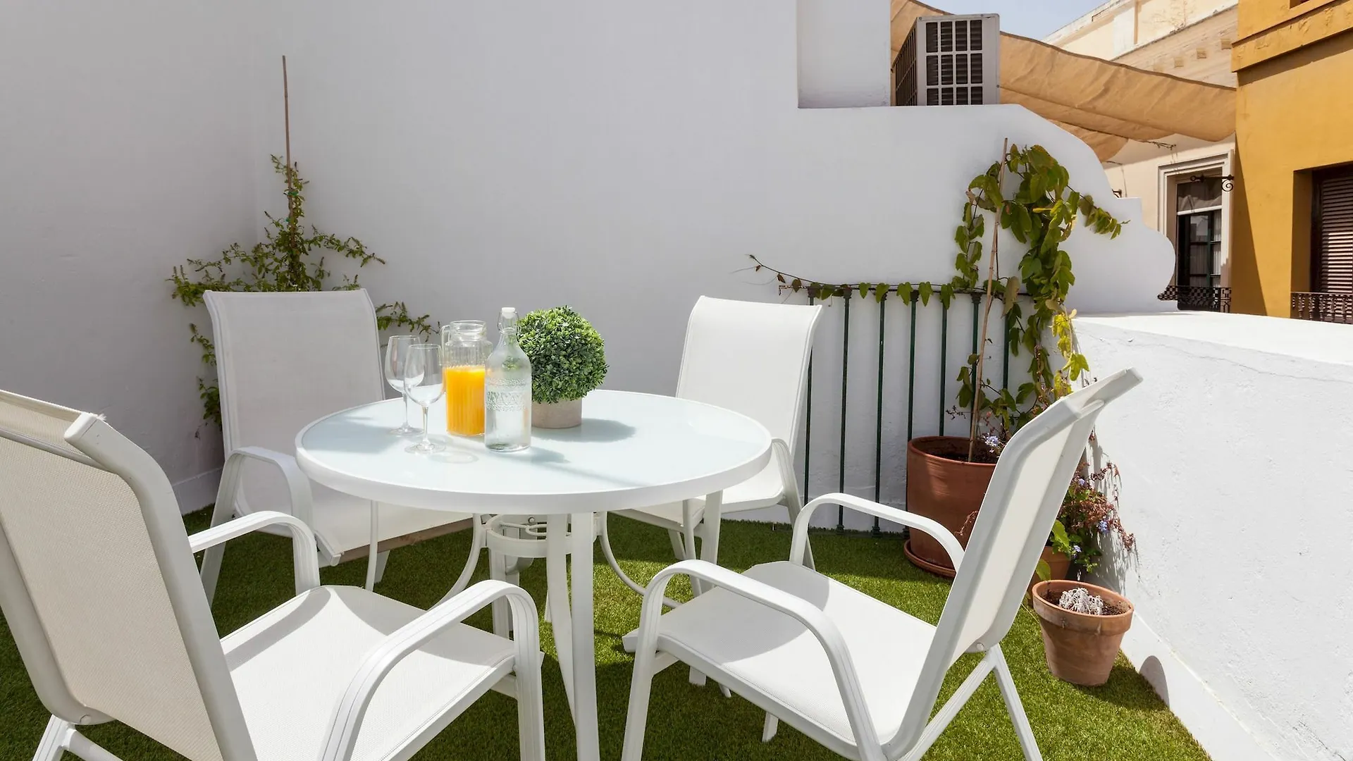 Apartment Green-Apartments San Francisco Seville